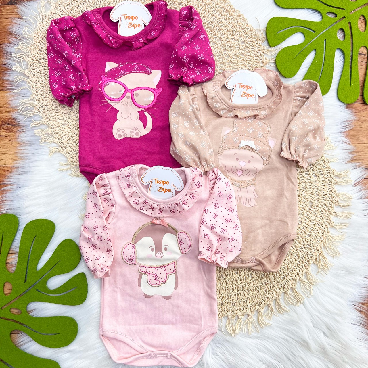 Kit 3 Peças - Bodys Manga Longa Gatinha, Cachorrinha e Pinguim - Bordo, Rosa e Areia
